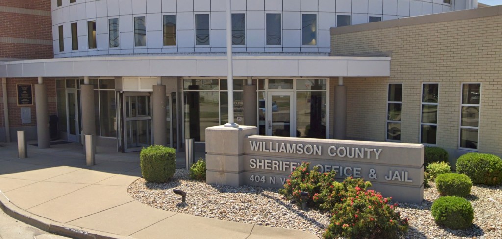 Williamson County’s restraint chair policy requires medical staff to be notified and prohibits staff from restraining someone as punishment.